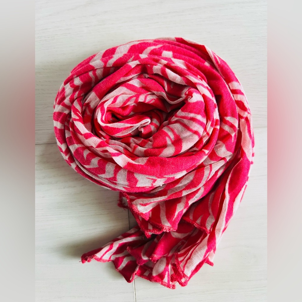 Old Navy Pink semi sheer Scarf